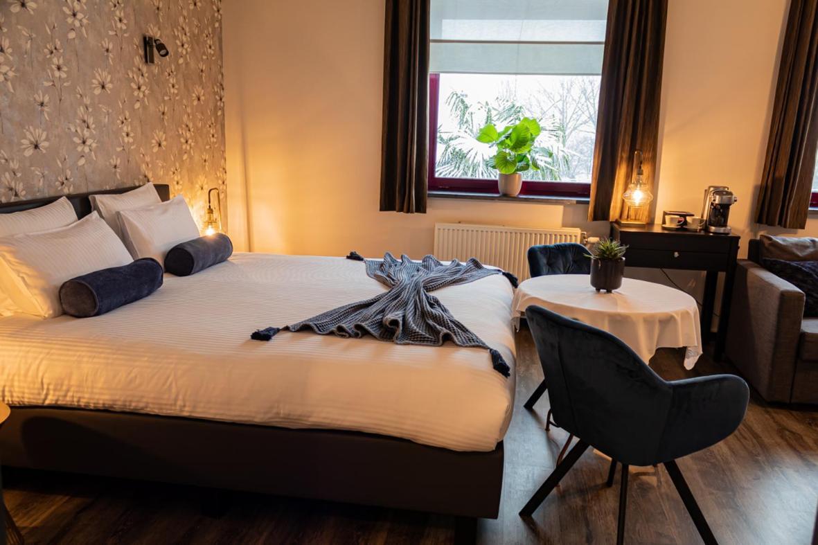 Guesthouse De Wissen Dilsen-Stokkem Eksteriør billede