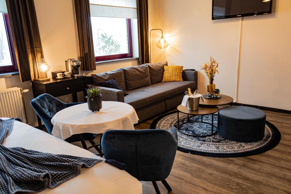 Guesthouse De Wissen Dilsen-Stokkem Eksteriør billede